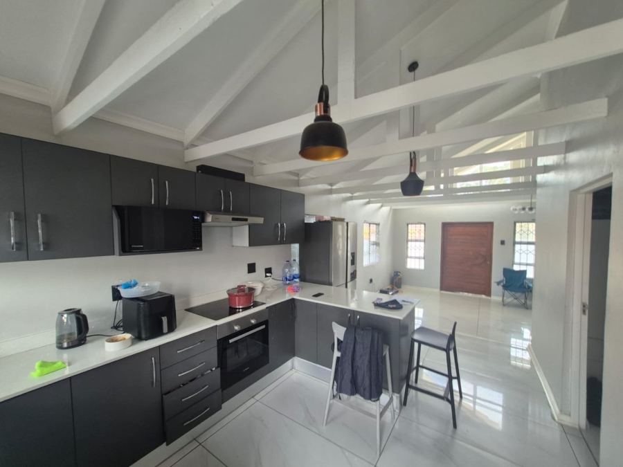 2 Bedroom Property for Sale in New Brighton Eastern Cape